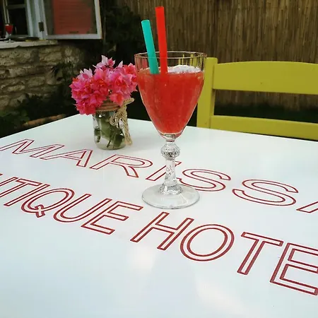 Marissa Boutique Готель