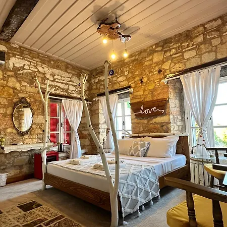 Marissa Boutique Çeşme