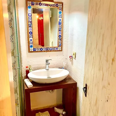 Marissa Boutique Hotel 2*