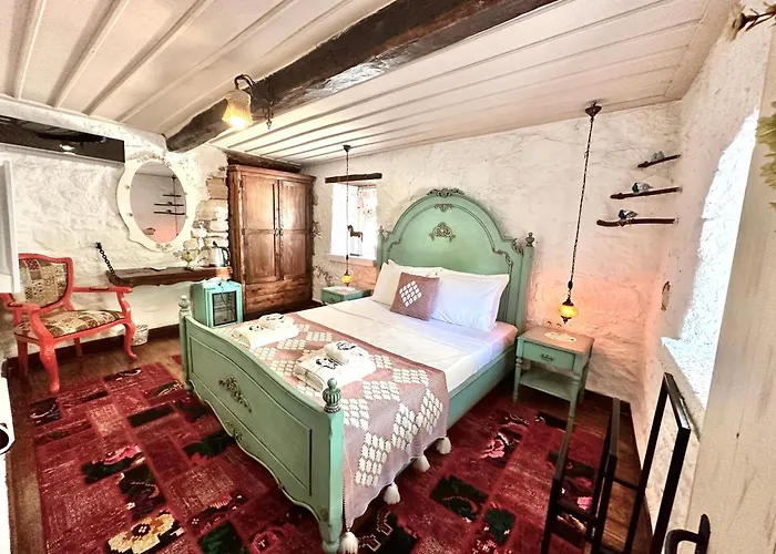 Marissa Boutique Hotel 2*