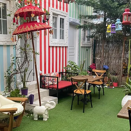 Marissa Boutique Готель